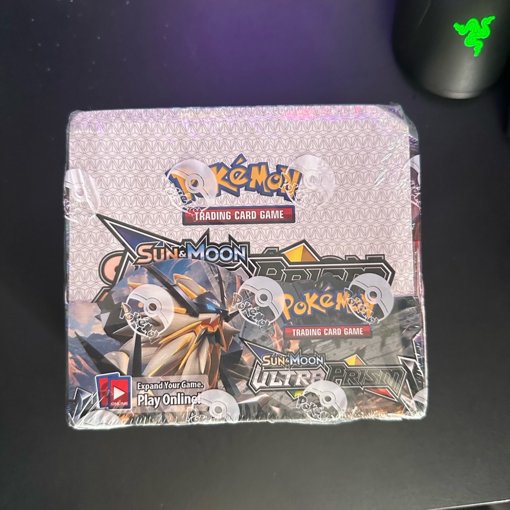 Pokémon ultra prism booster box